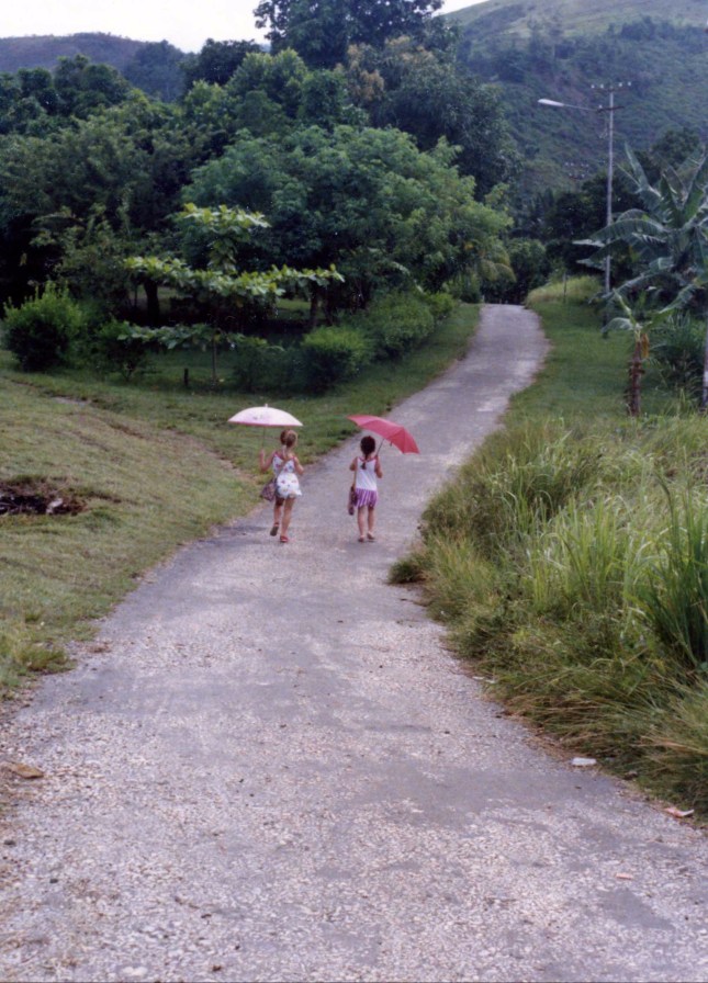 girls walking 3